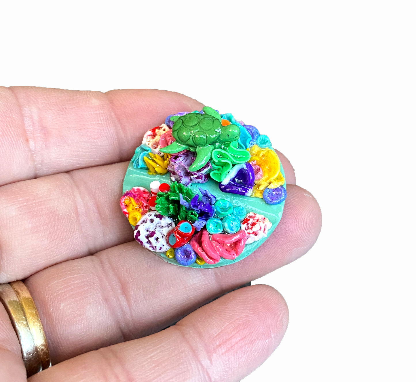 Sea Turtle Coral Magnetic Needle Minder